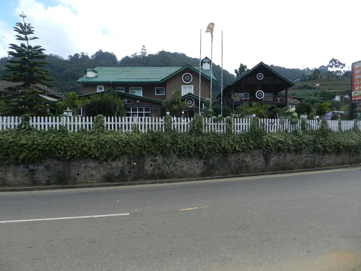 Eeescart Resort Nuwaraeliya Nuwara Eliya 3*,